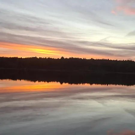 Wilczy Zakatek,relaks W Srodku Lasu Niedaleko Jeziora Golubie,balia ,sauna Feriehus Sikorzyno